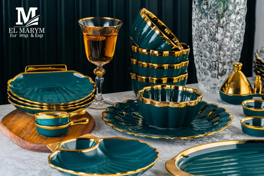 Lux 35-piece dinner set 4900