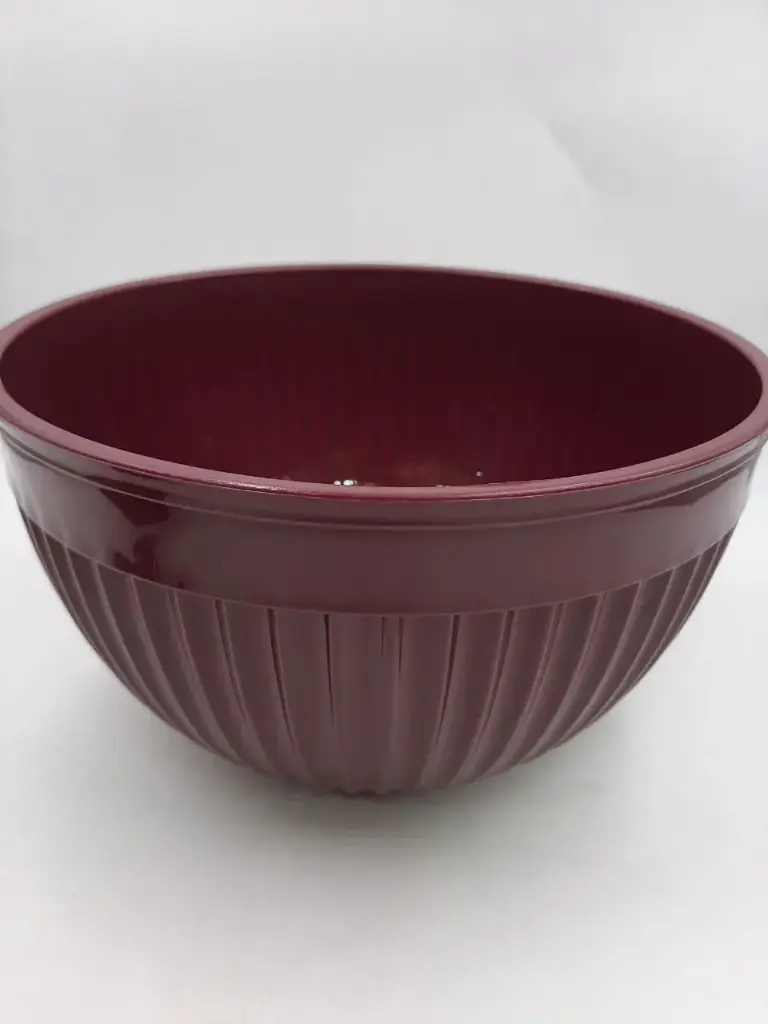 4L round colored bowl with rim